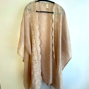 Cream Lace Wrap